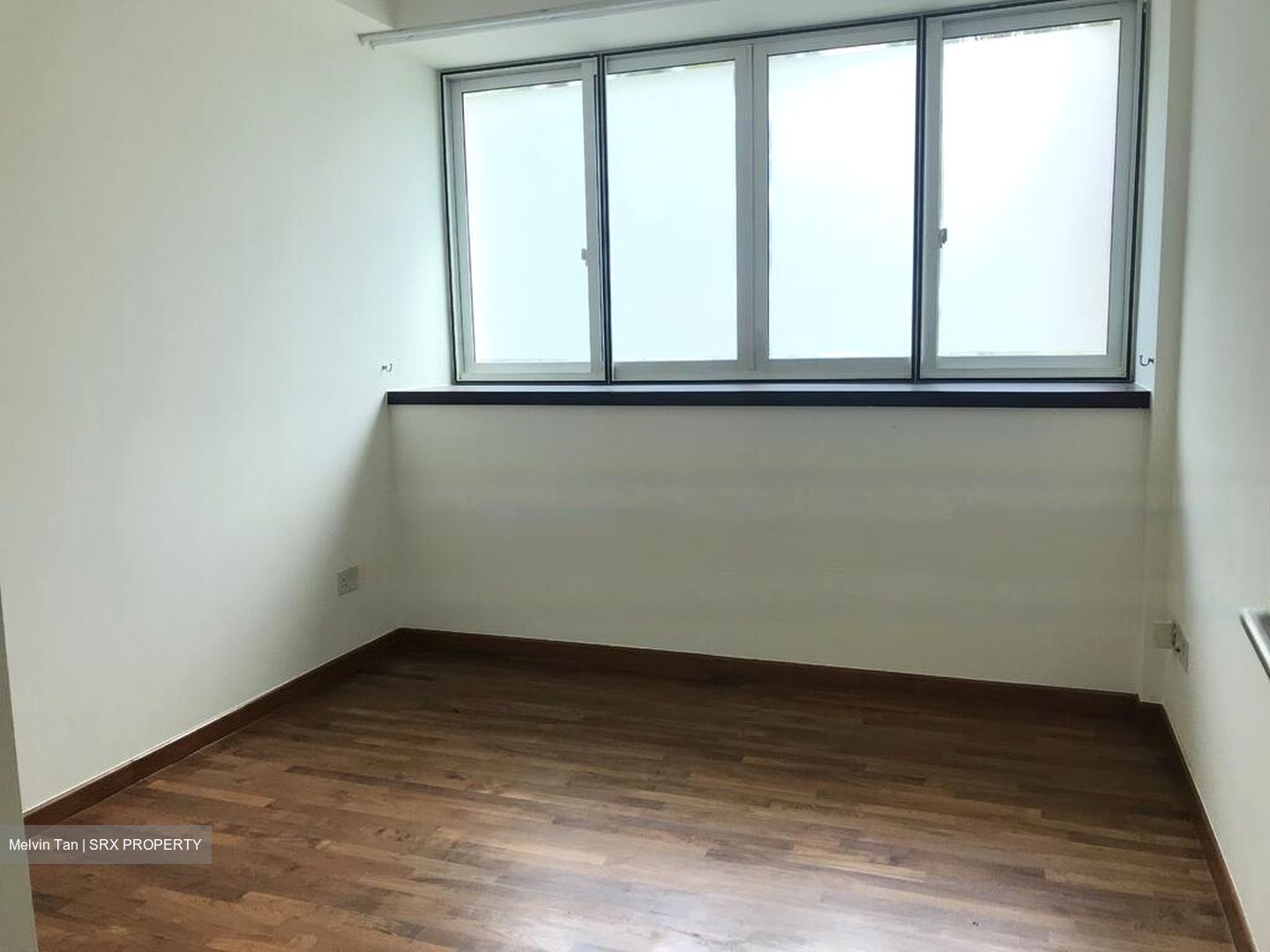 The Esparis (D18), Condominium #466811771